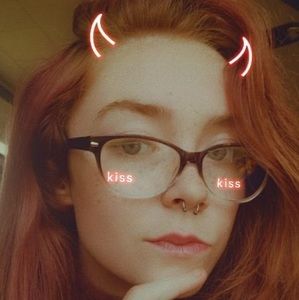 Meet your Posher, Ella